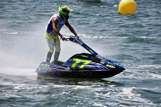 无论是在马 无论是在马